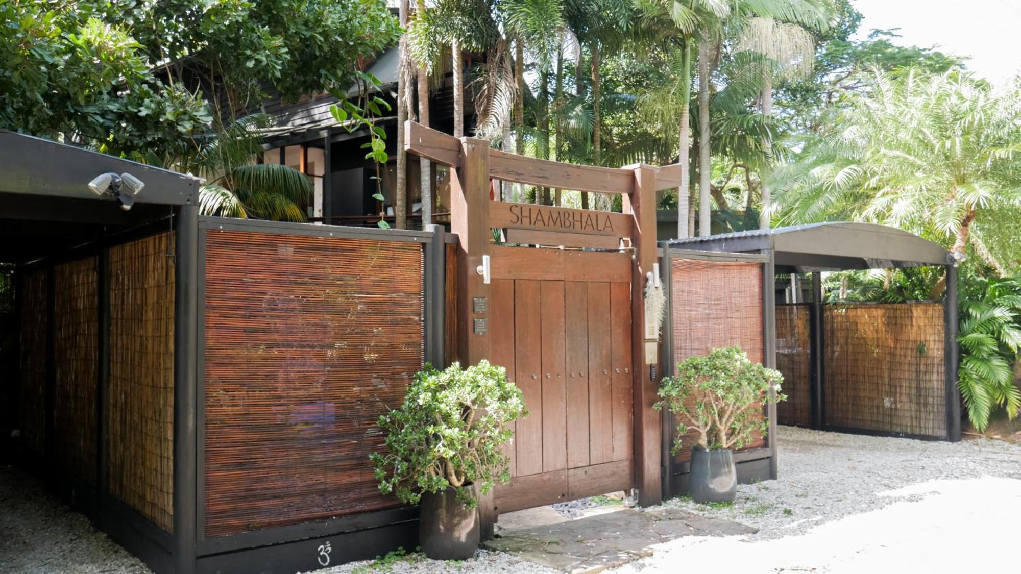 Shambhala @ Byron Hotel Byron Bay Exterior photo